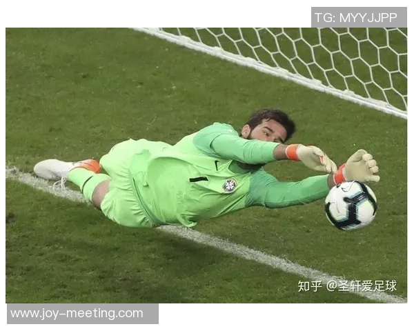 北京足球队以58分稳居杯赛积分榜首位其他球队紧追不舍